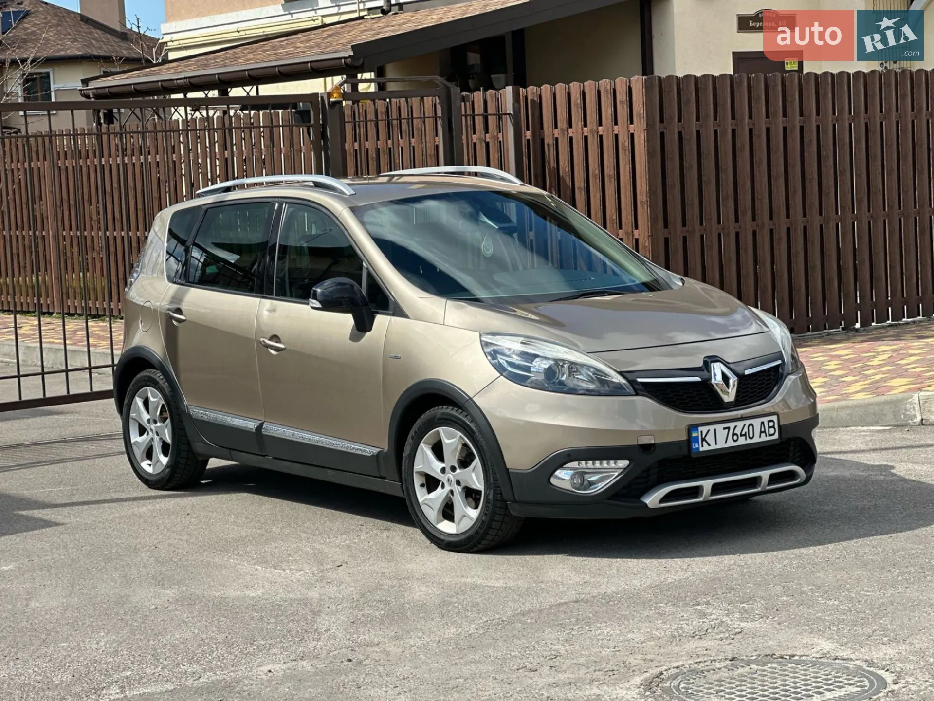 Renault Scenic XMOD, 2013