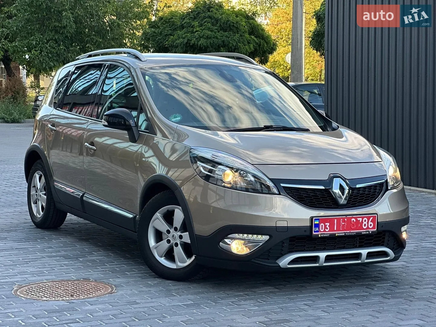 Renault Scenic XMOD, 2013