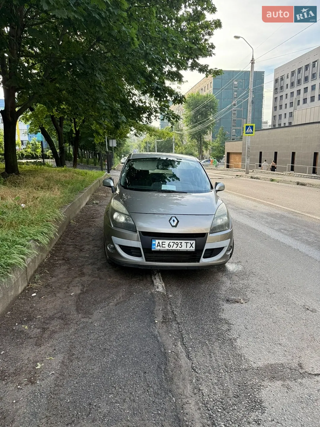 Renault Scenic 2010 — 1