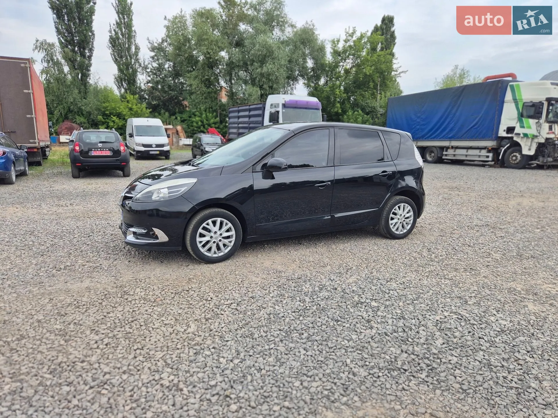 Renault Scenic 2013 — 1