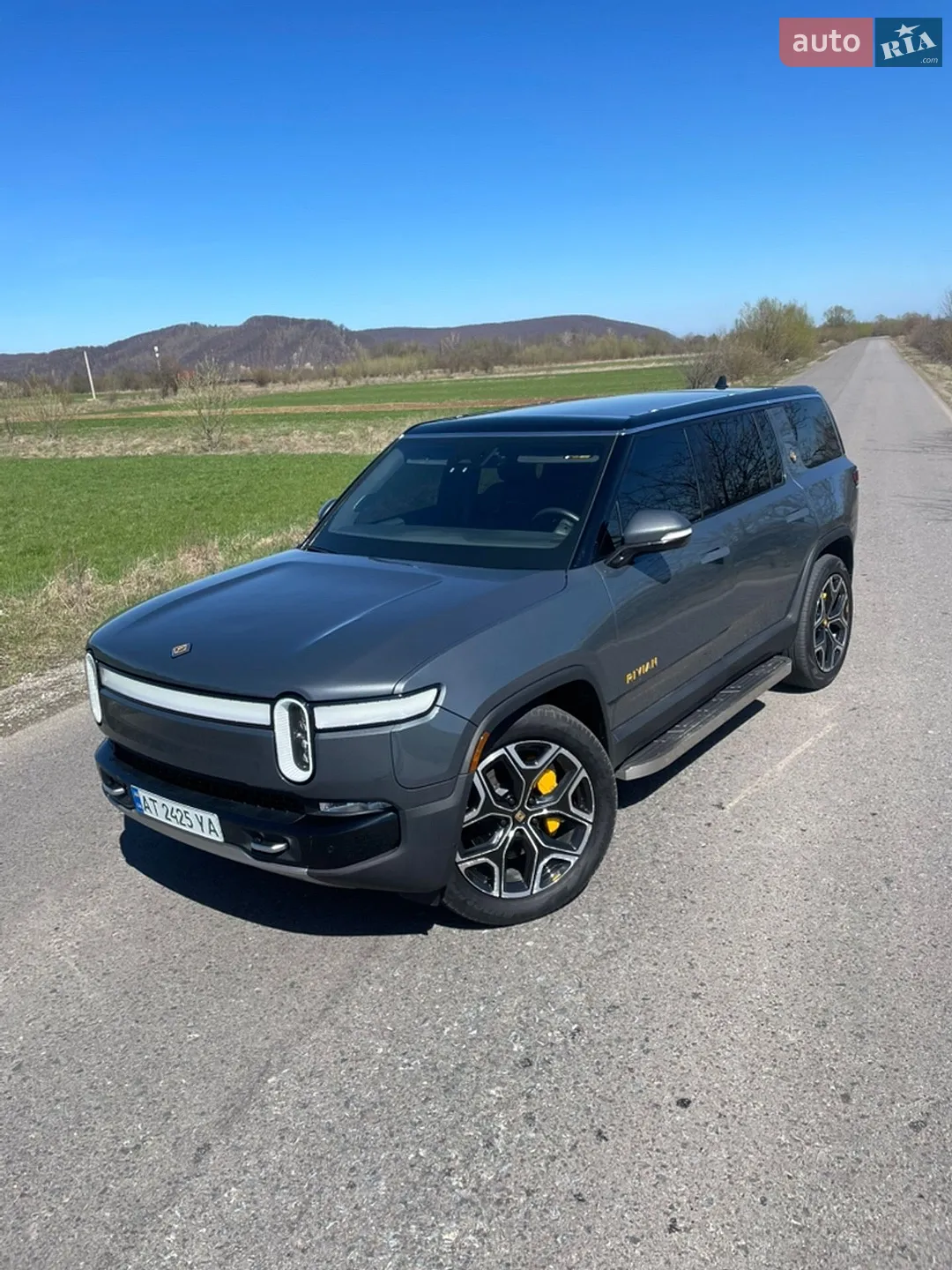 Rivian R1S, 2022