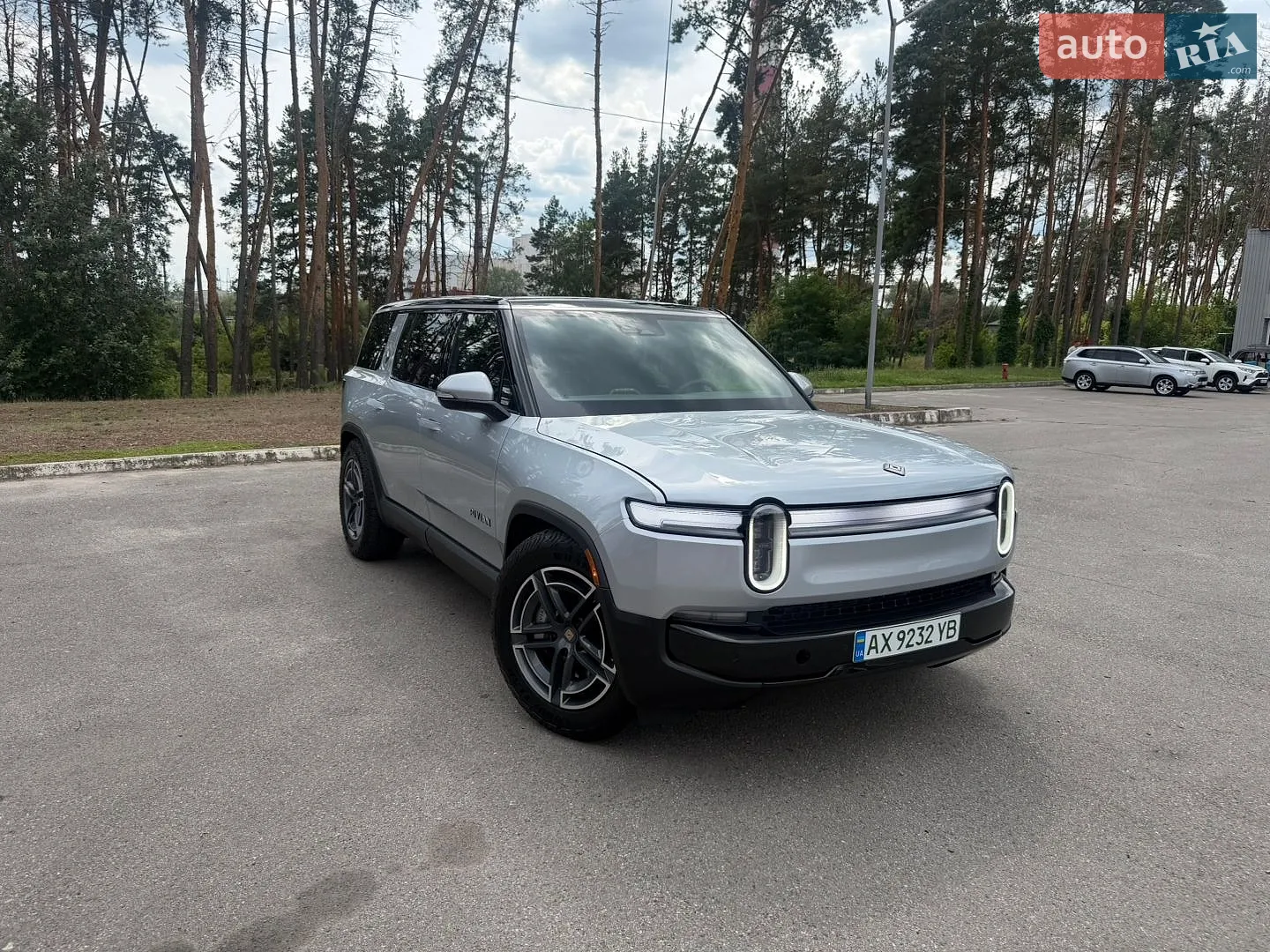Rivian R1S, 2024