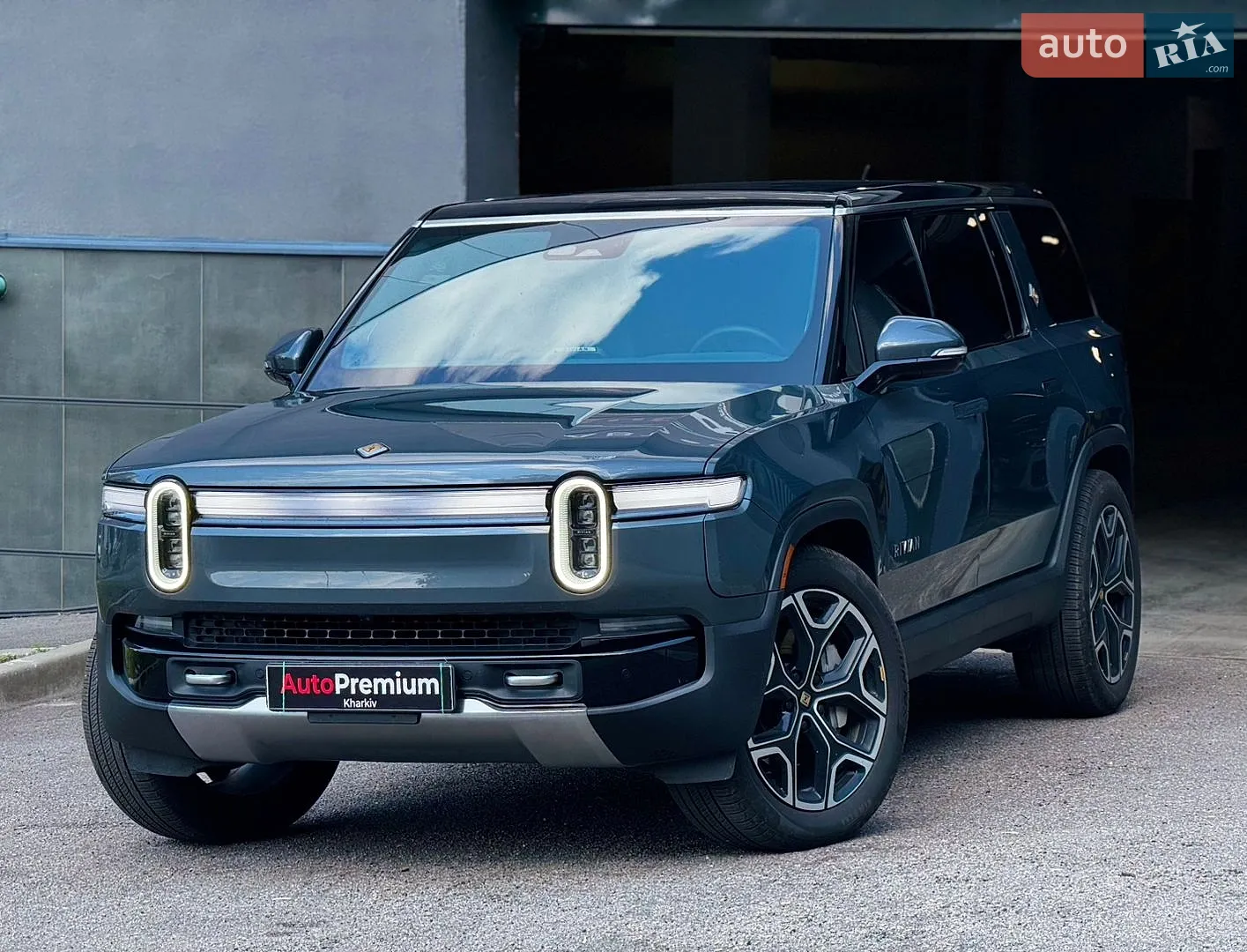 Rivian R1S, 2024