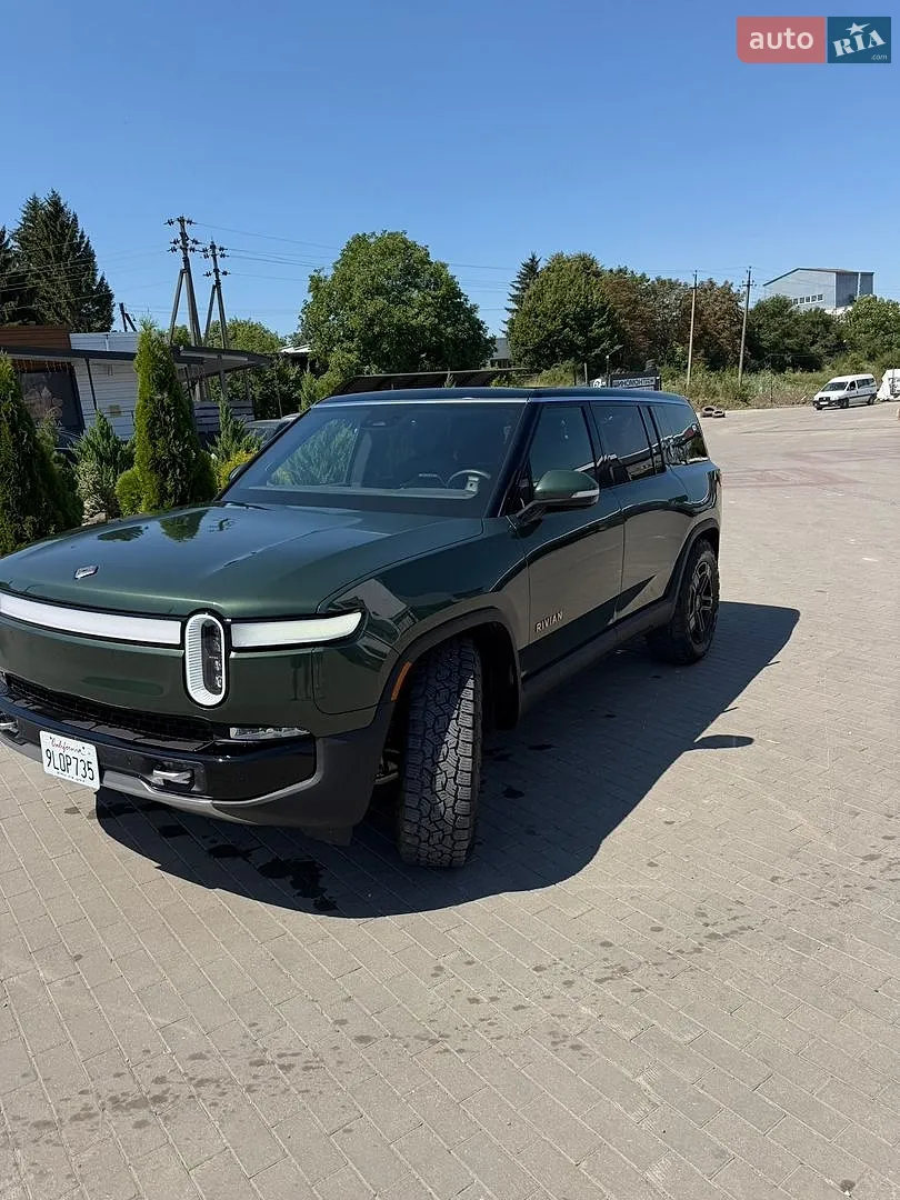 Rivian R1S, 2023