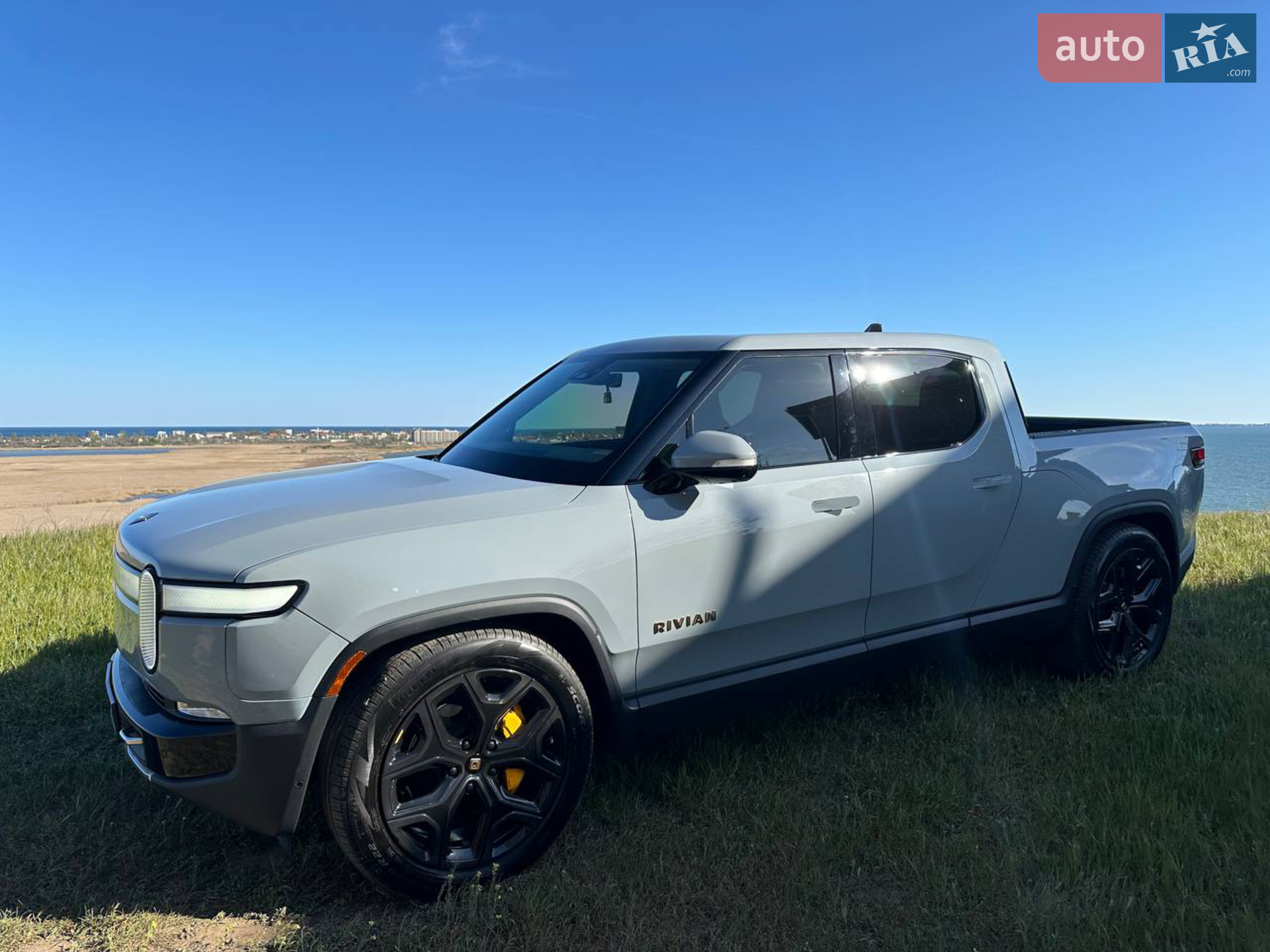 Rivian R1T, 2023