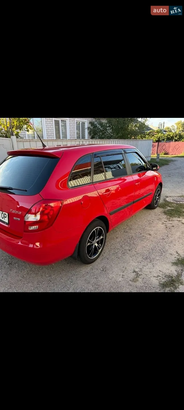 Skoda Fabia, 2011