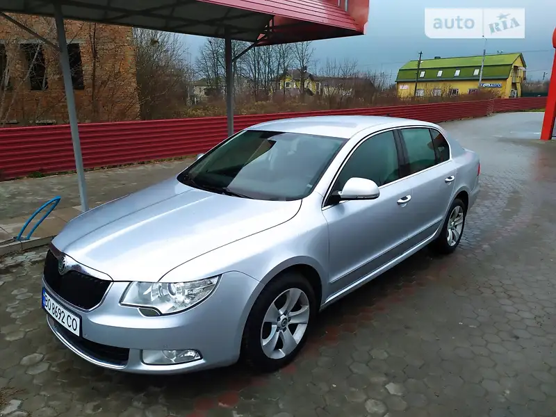 Skoda Superb, 2012