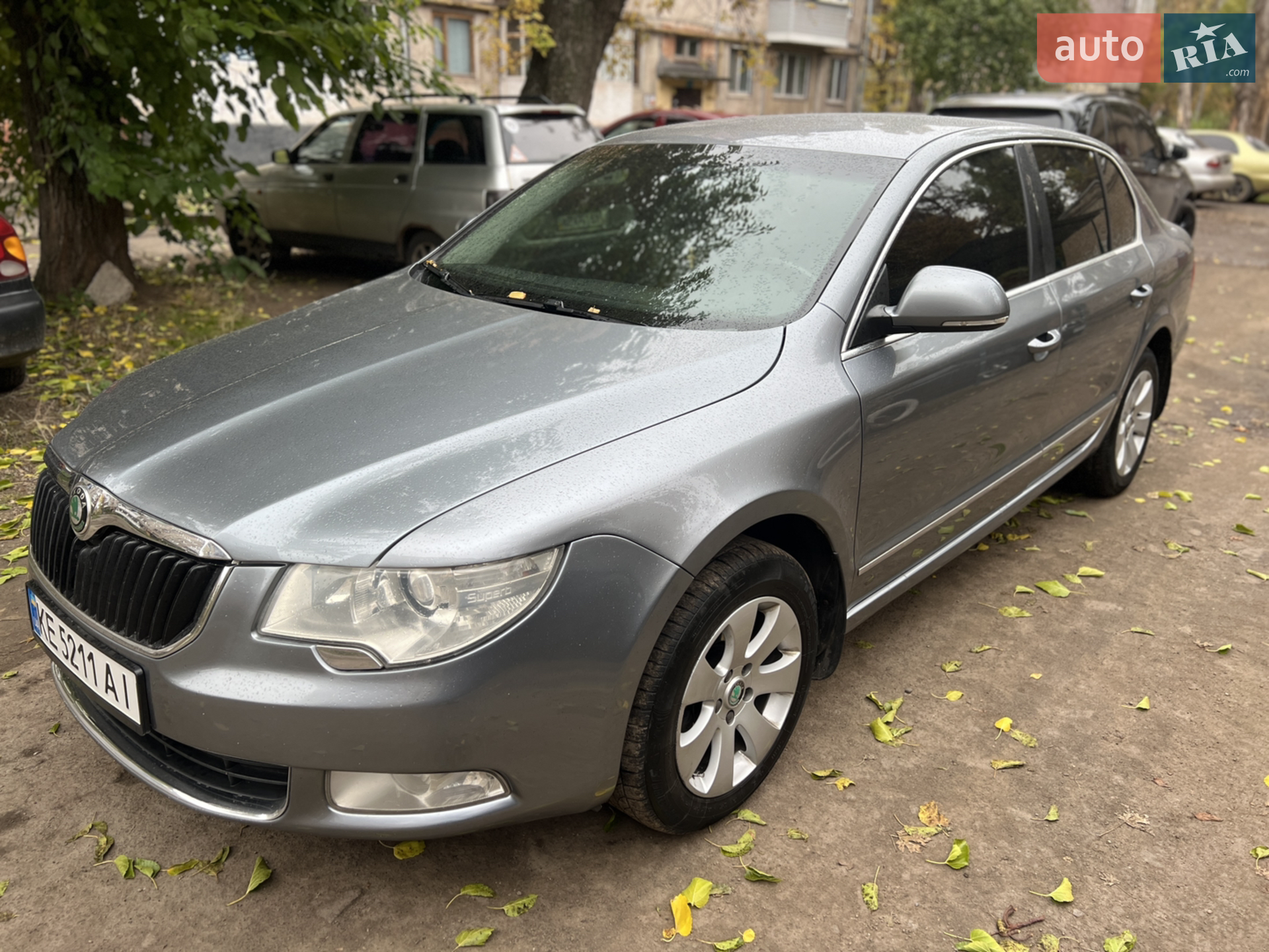 Skoda Superb, 2011