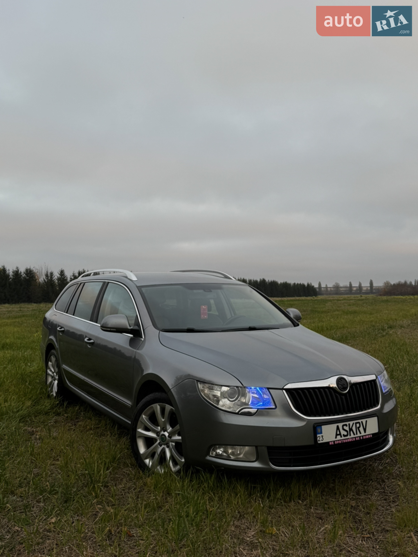 Skoda Superb, 2011
