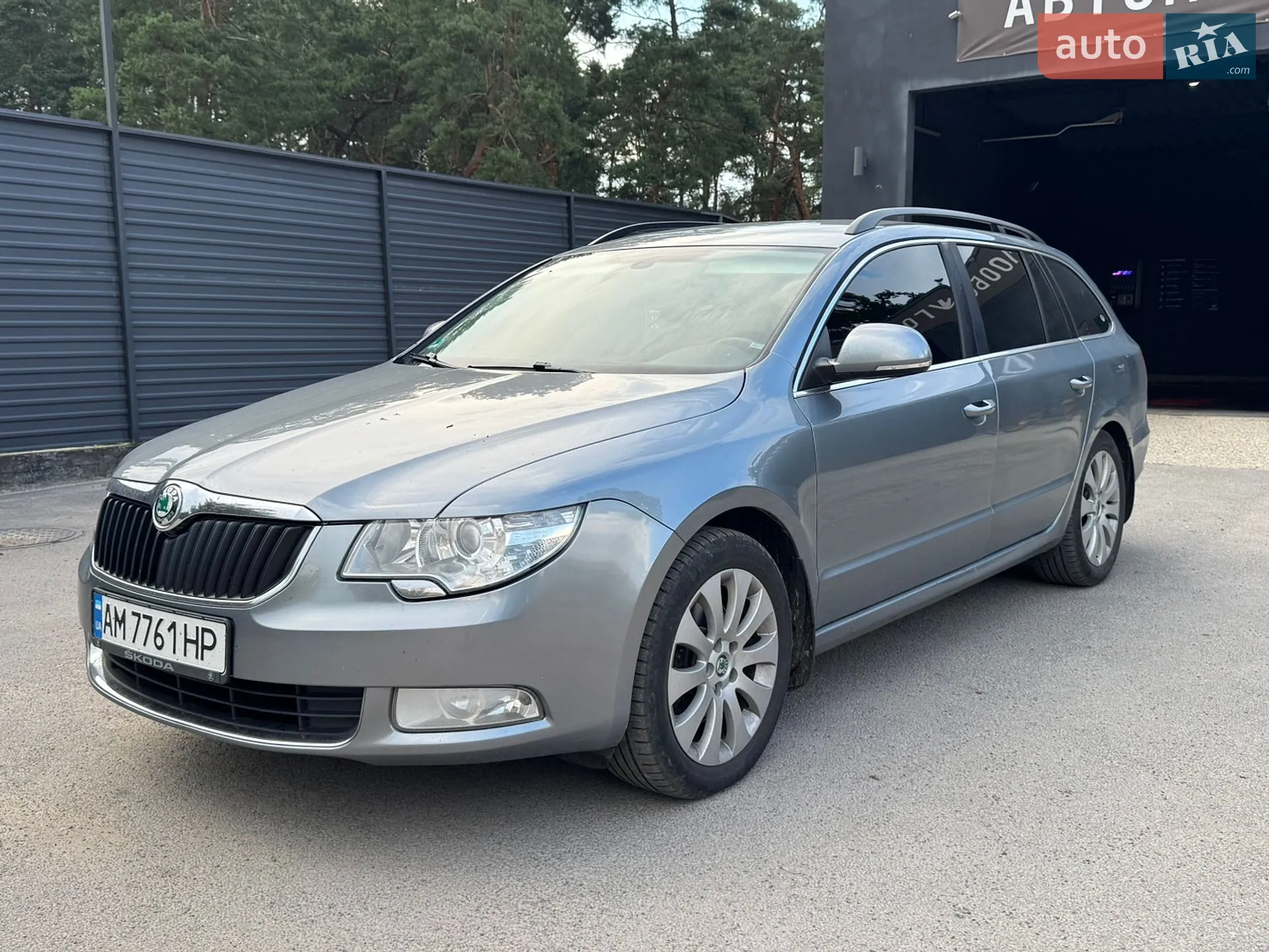 Skoda Superb, 2011