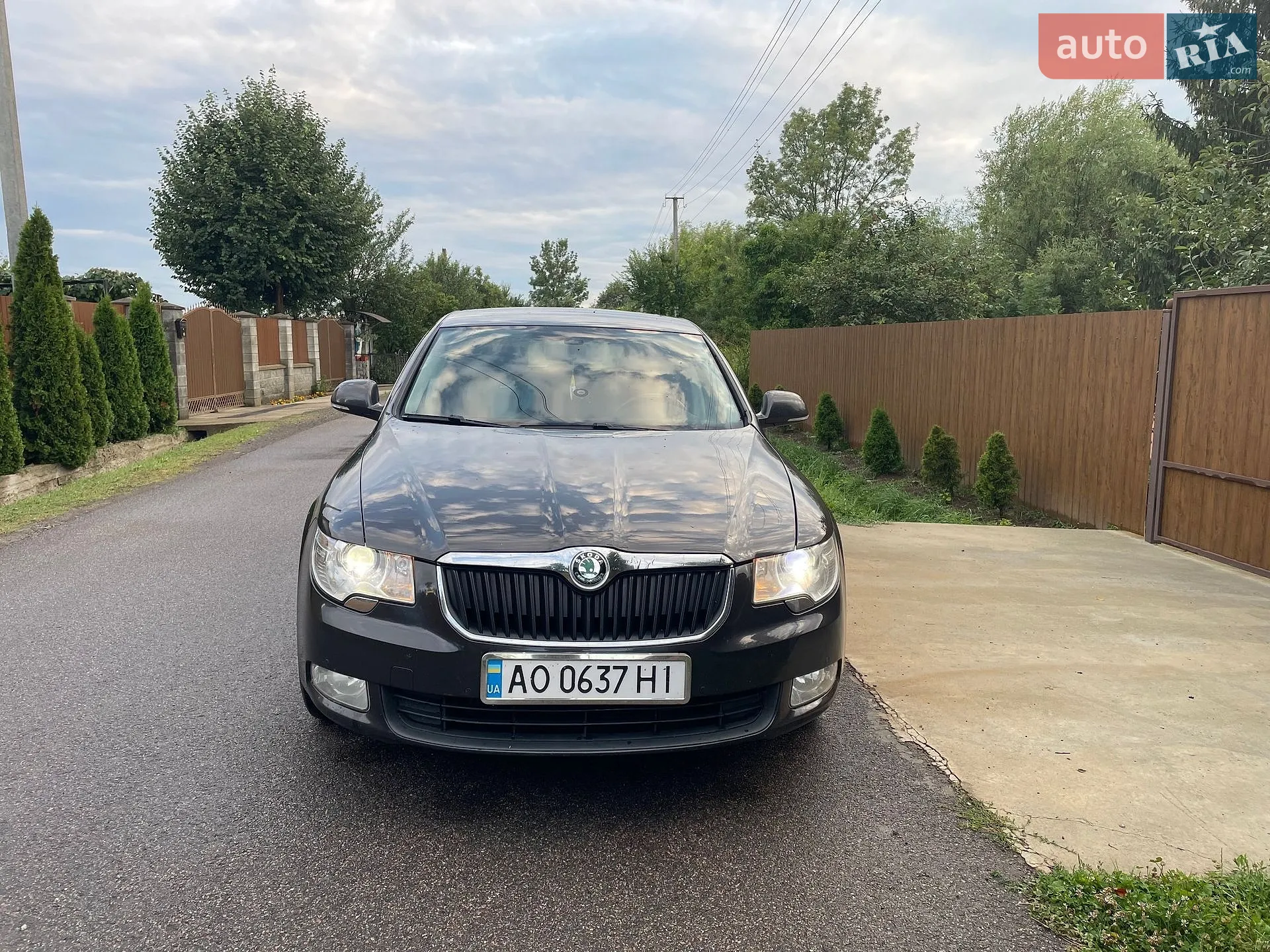 Skoda Superb, 2011