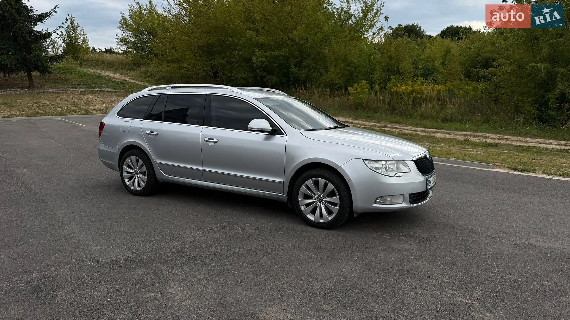 Skoda Superb, 2011