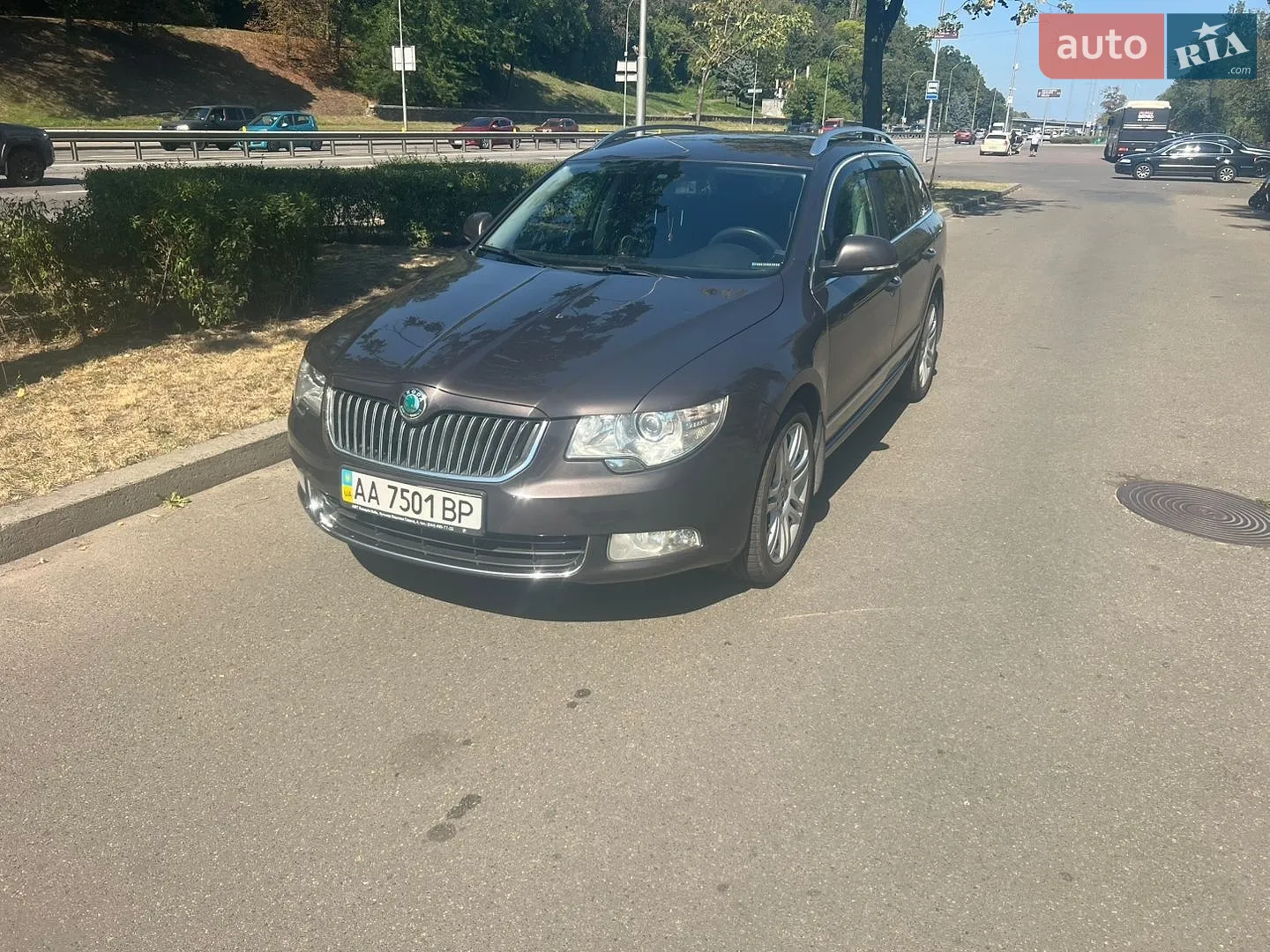 Skoda Superb, 2011