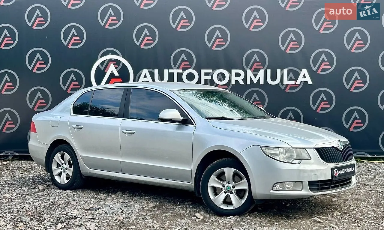 Skoda Superb, 2011