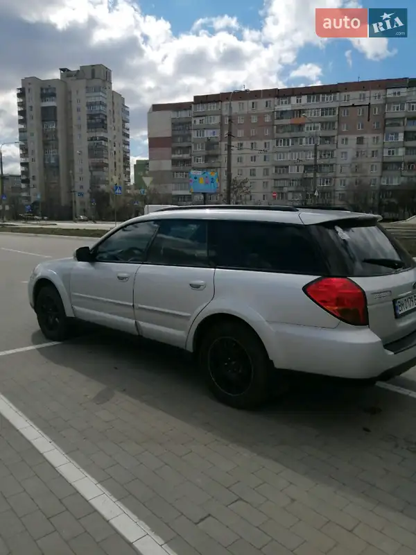 Subaru Legacy Outback, 2005