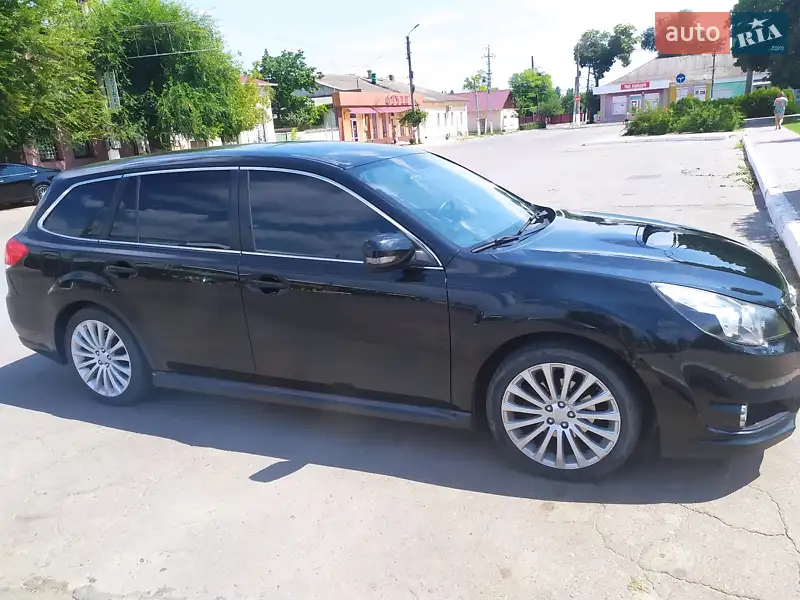 Subaru Legacy, 2010