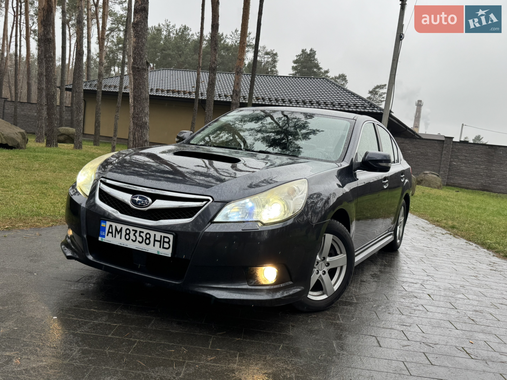 Subaru Legacy, 2010