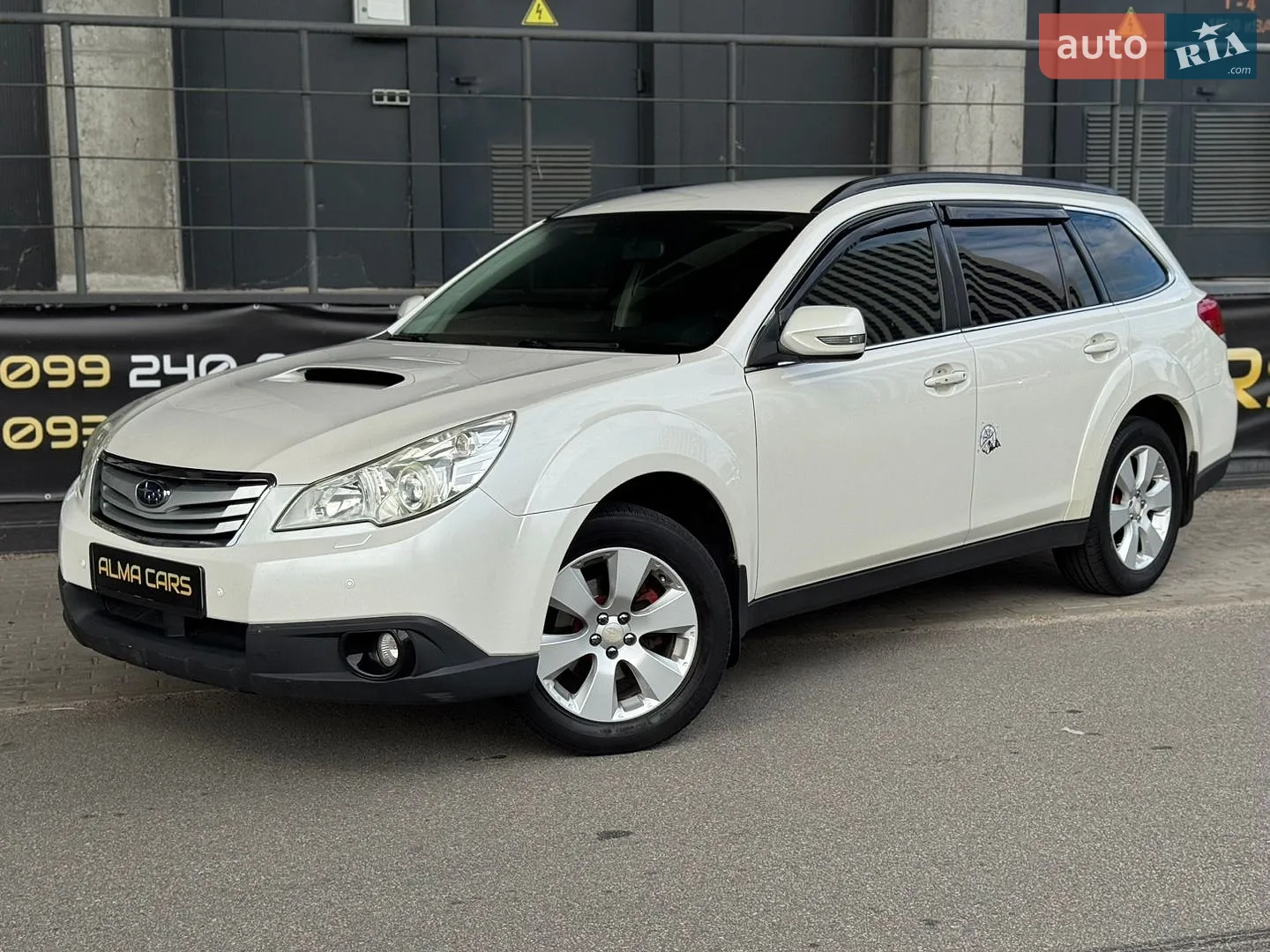 Subaru Legacy, 2011