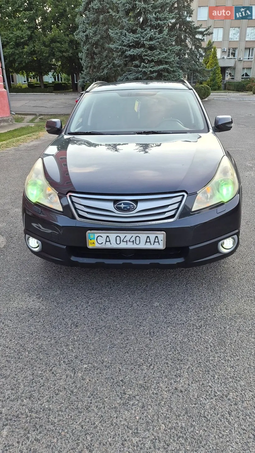 Subaru Outback, 2011