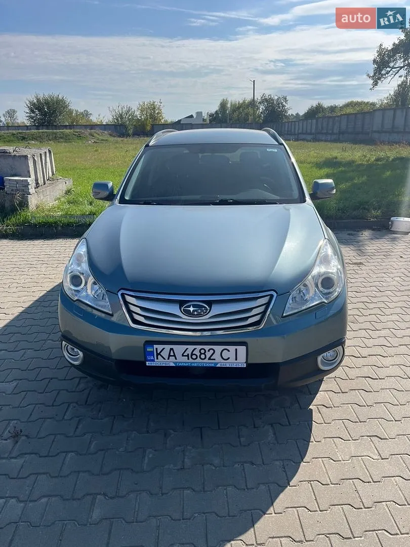 Subaru Outback, 2010