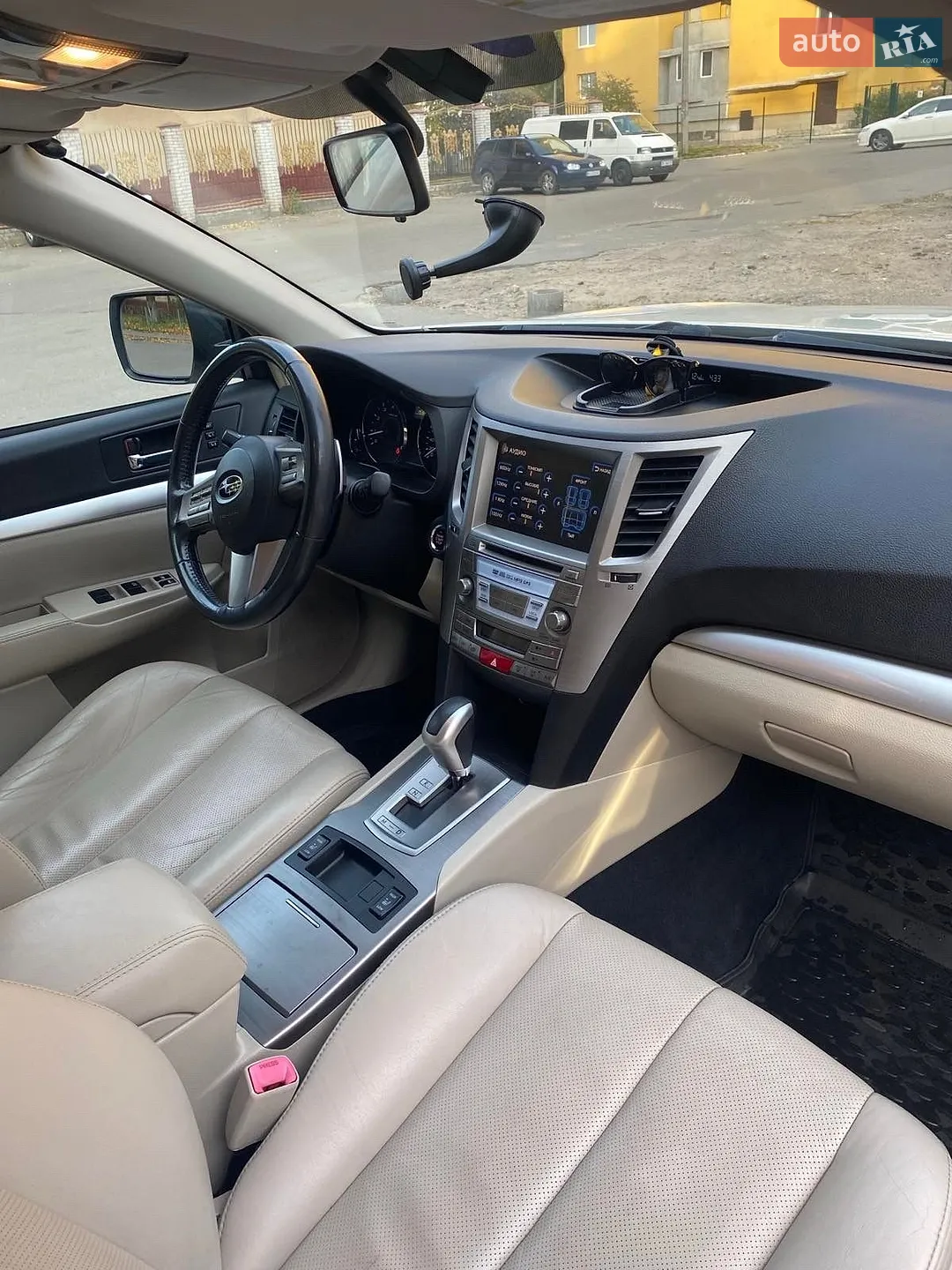Subaru Outback, 2011