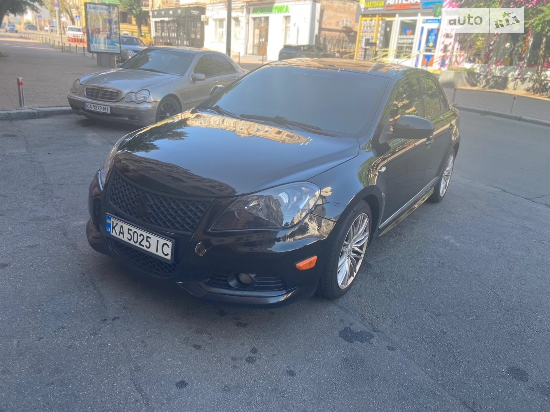 Suzuki Kizashi, 2011