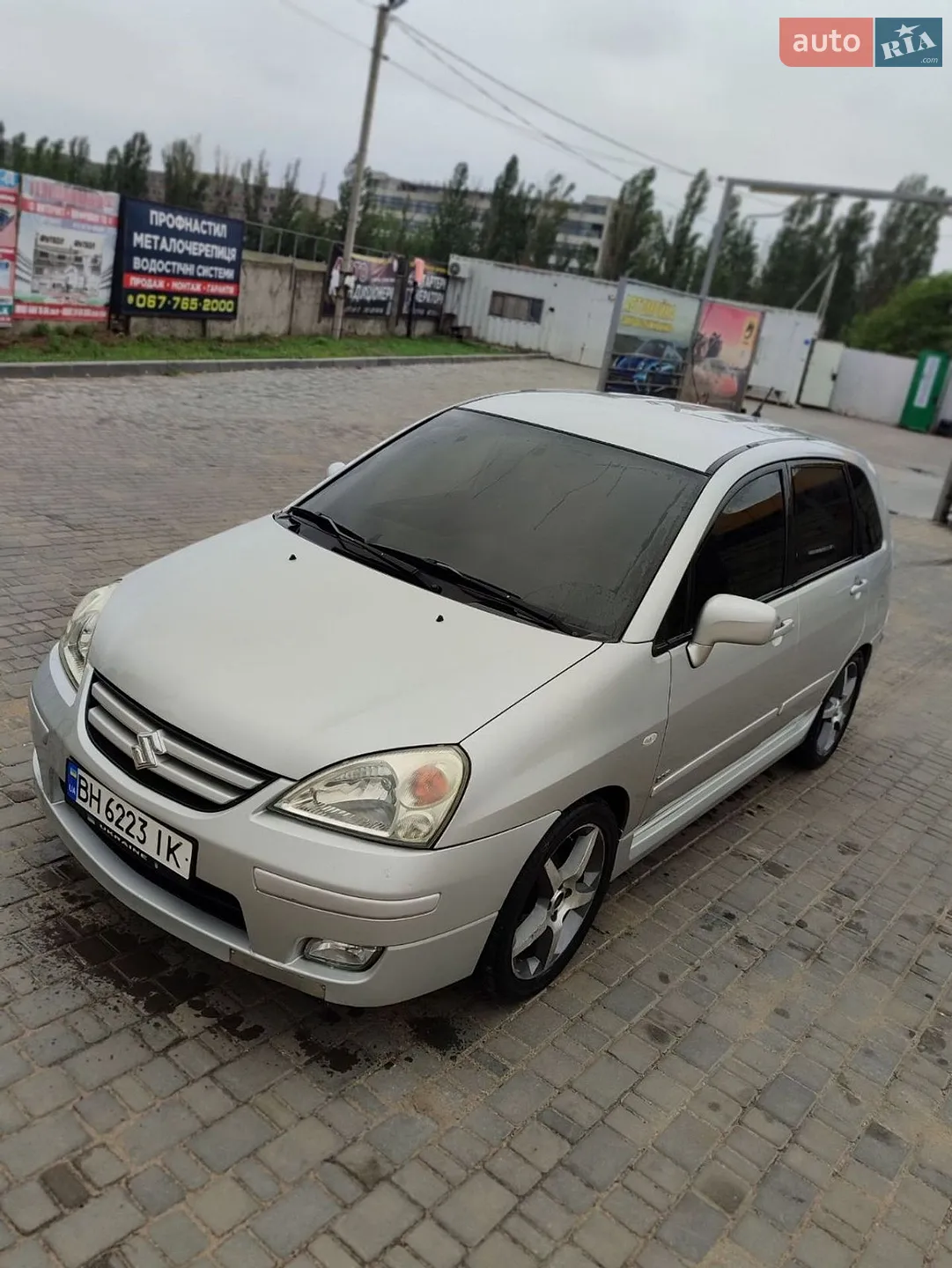 Suzuki Liana, 2005