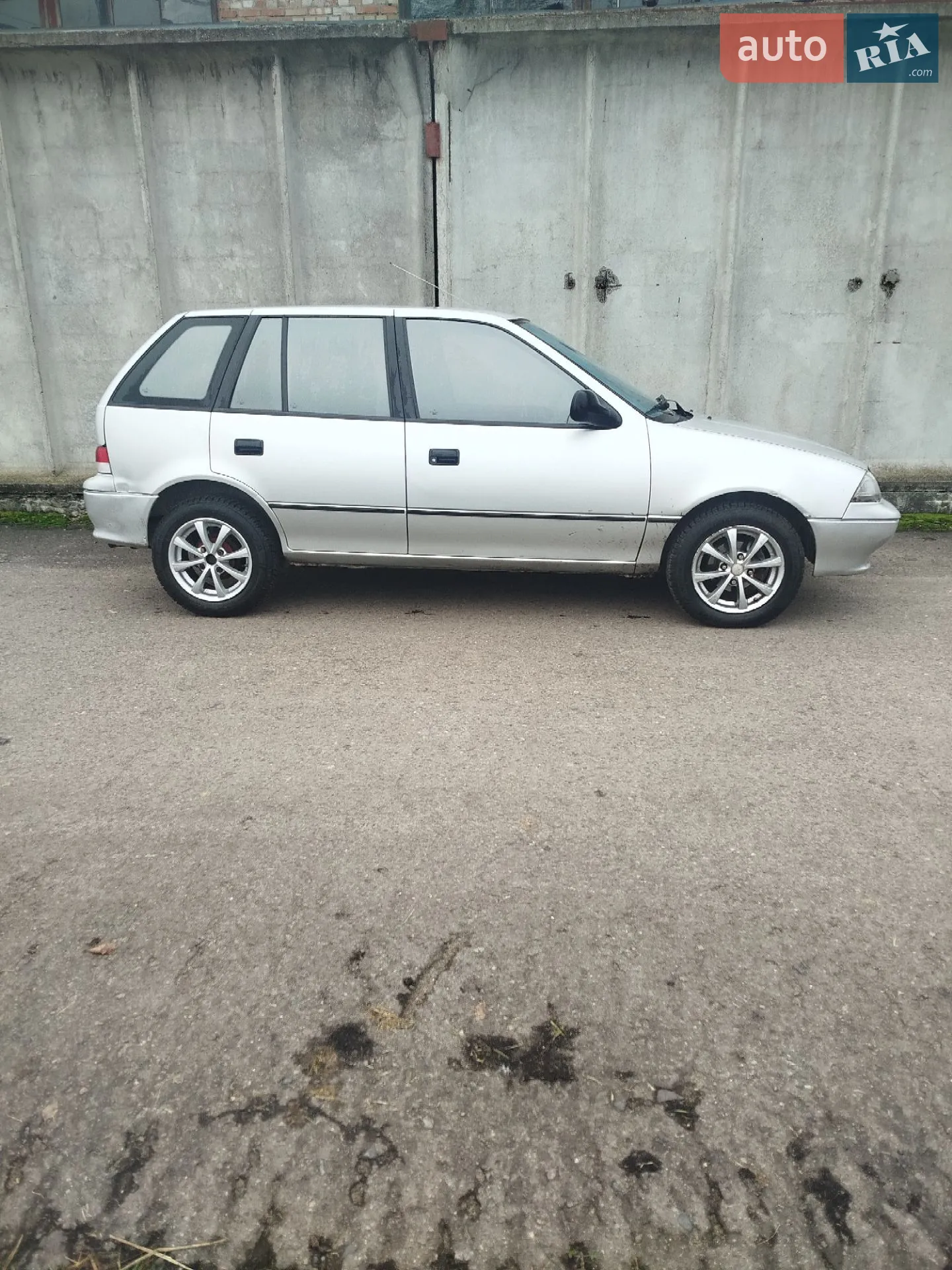 Suzuki Swift, 2003