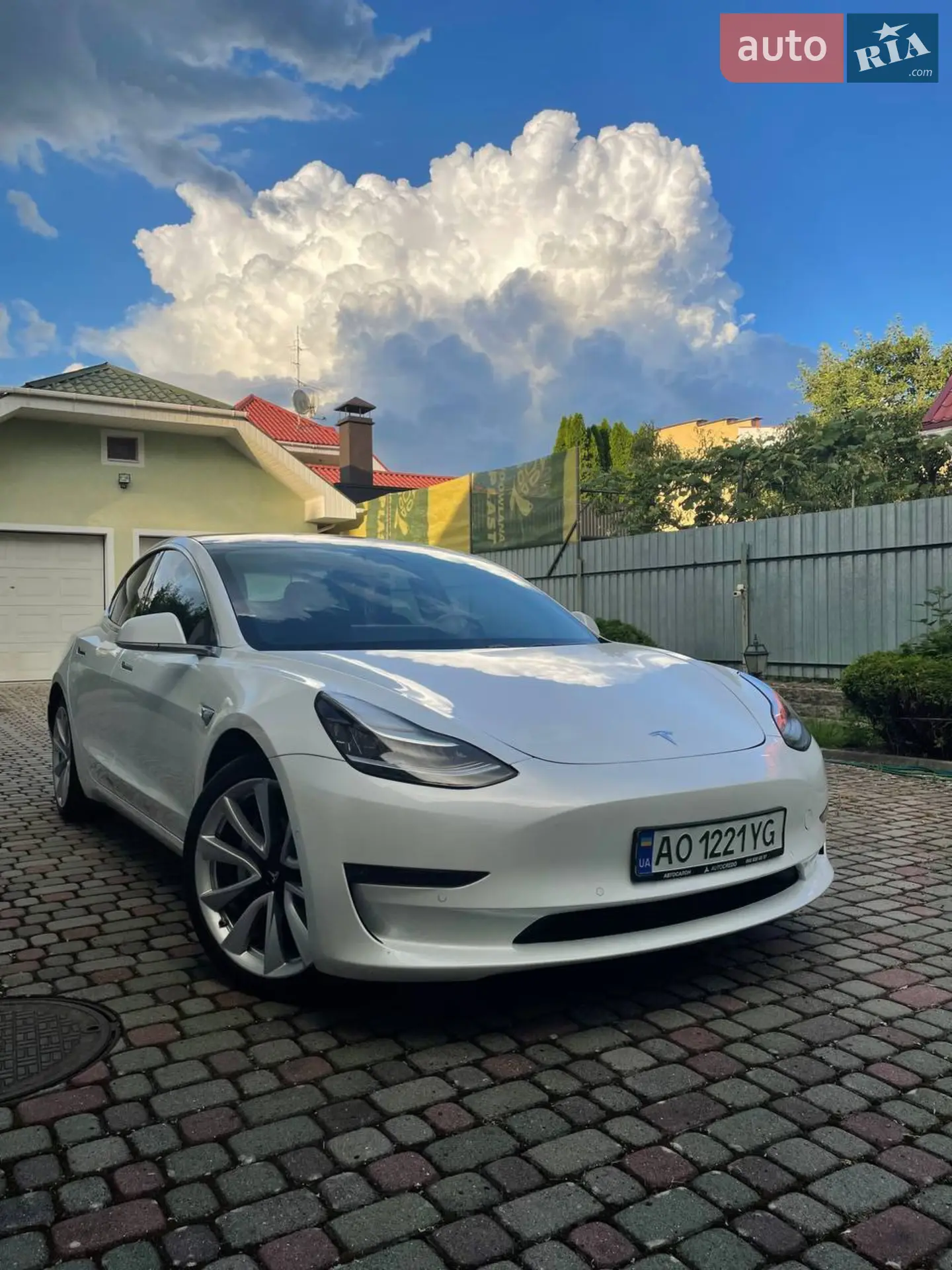 Tesla Model 3, 2019