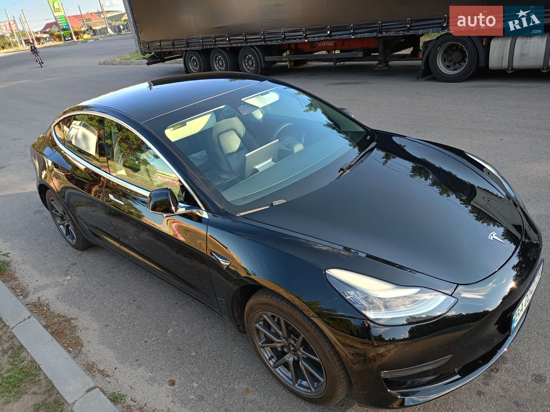 Tesla Model 3, 2019