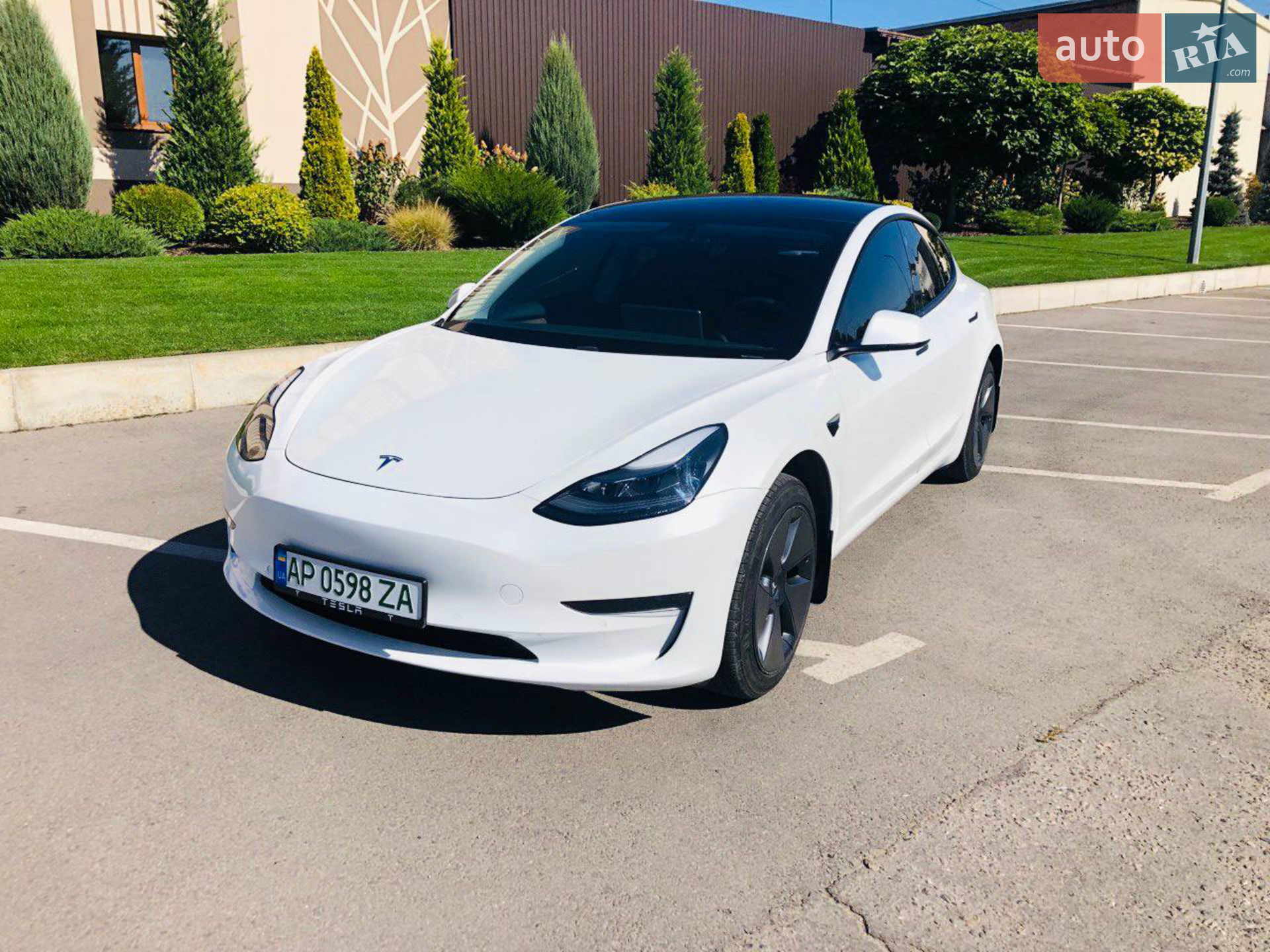 Tesla Model 3, 2021