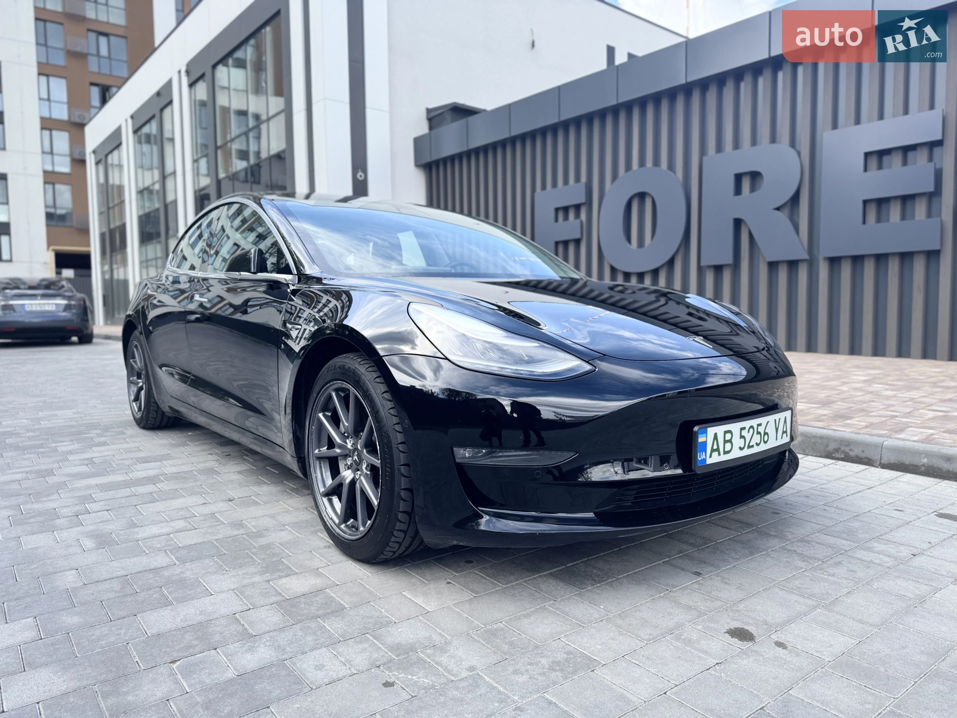 Tesla Model 3, 2019