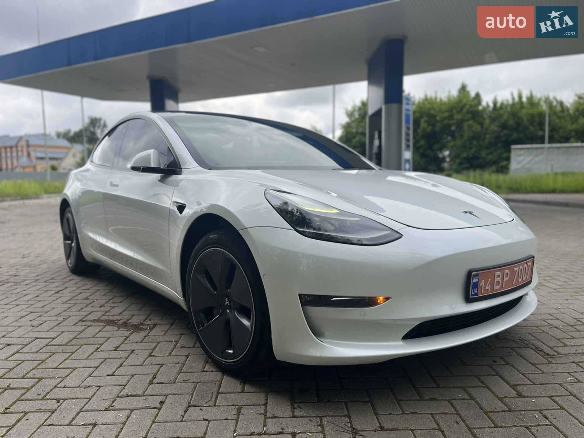 Tesla Model 3, 2022