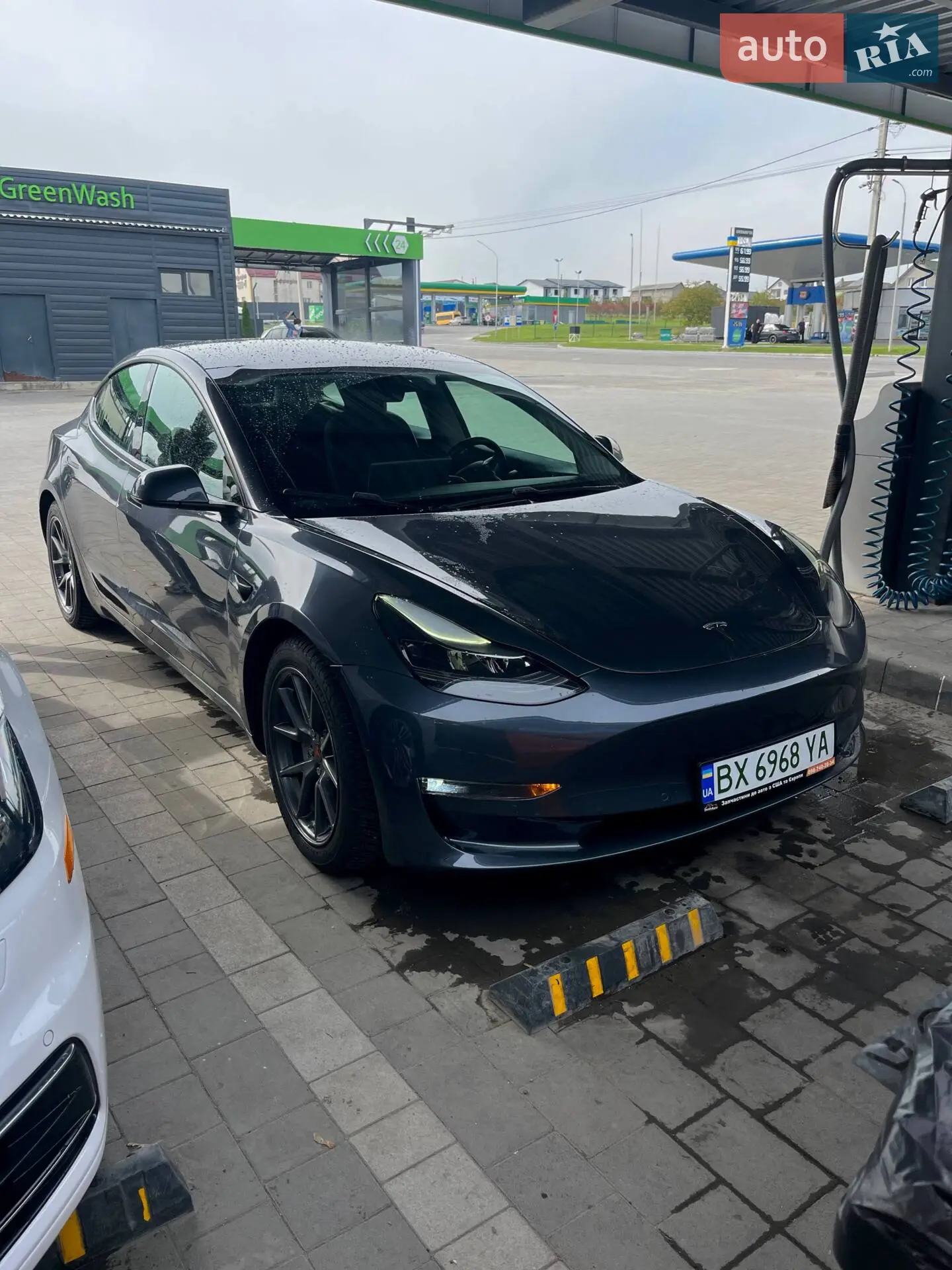 Tesla Model 3, 2021
