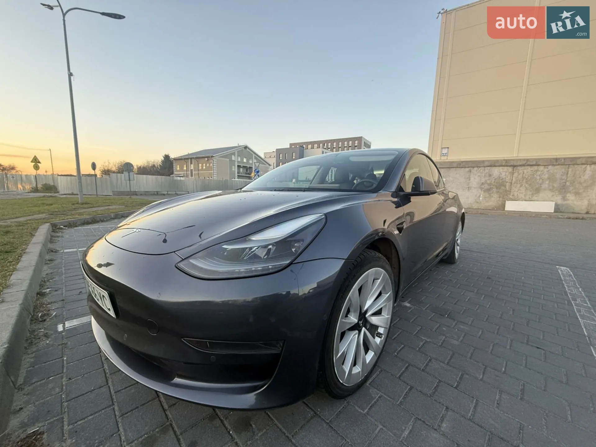 Tesla Model 3, 2022