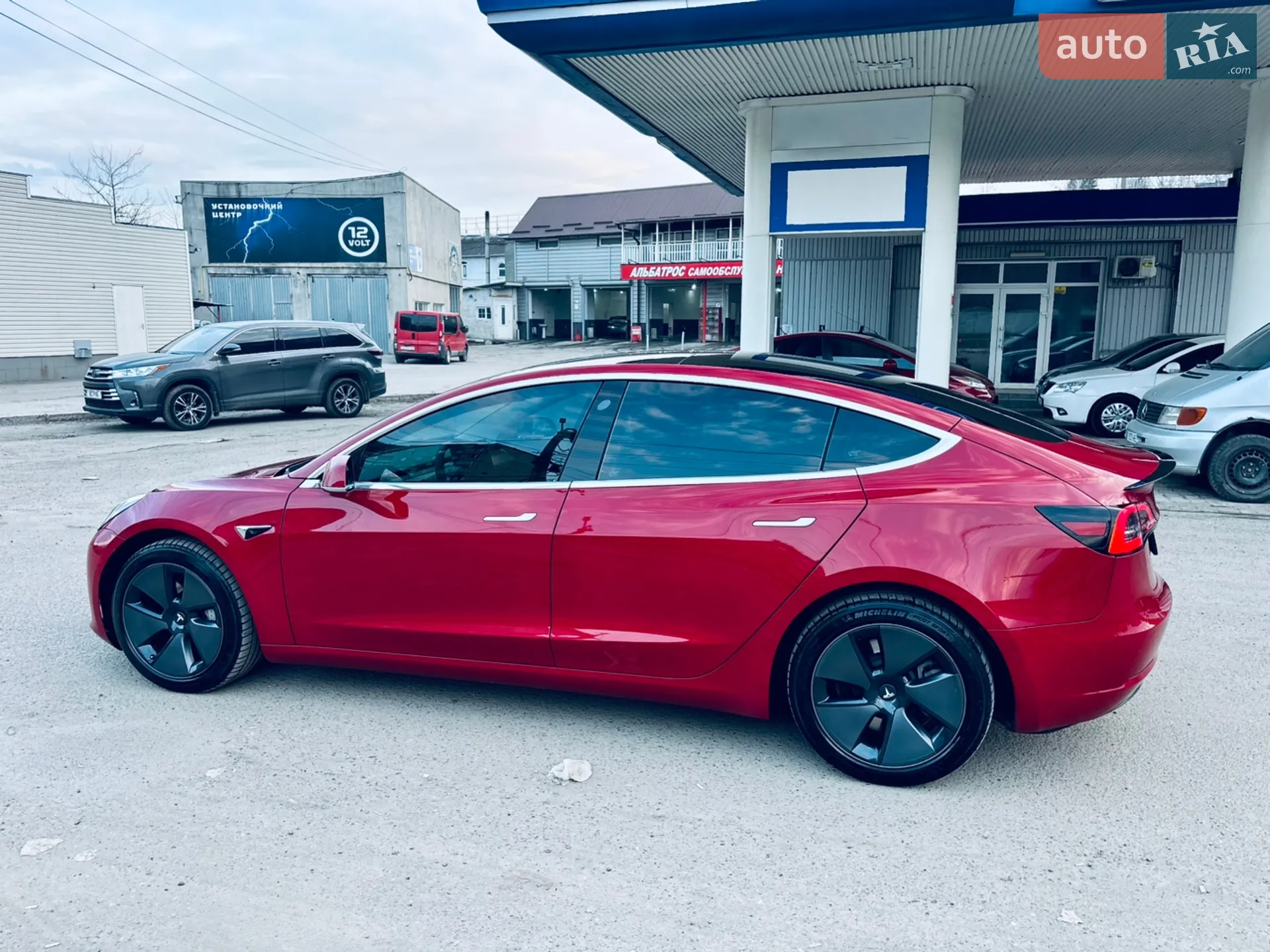 Tesla Model 3, 2019