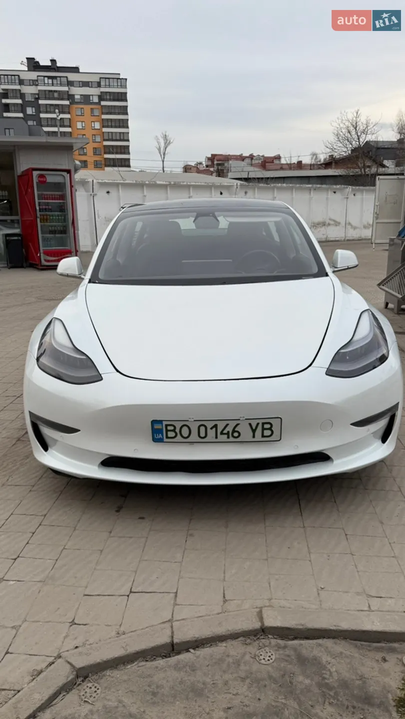 Tesla Model 3, 2020