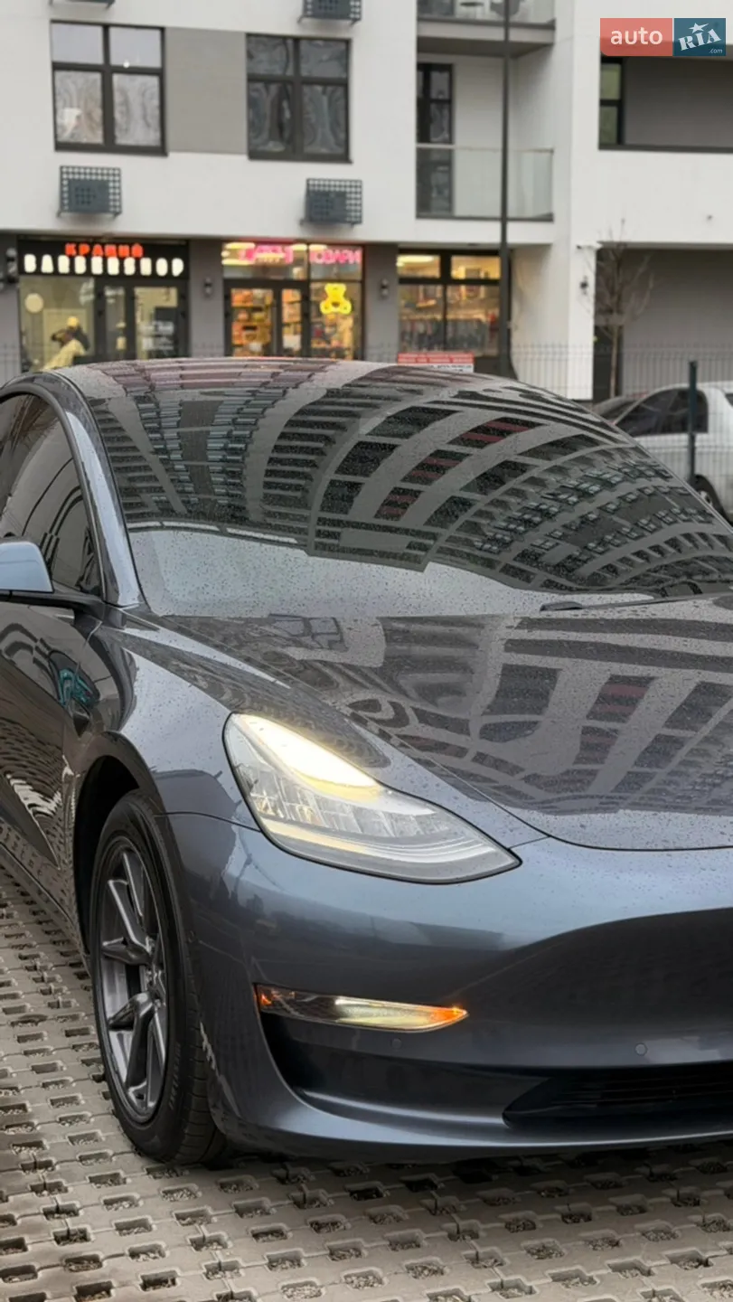 Tesla Model 3, 2018