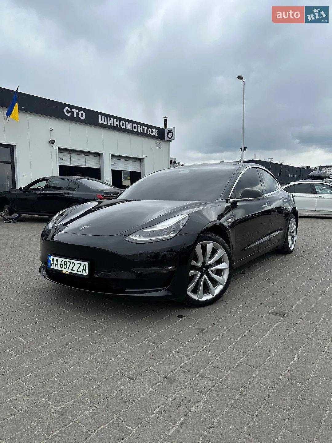 Tesla Model 3, 2019