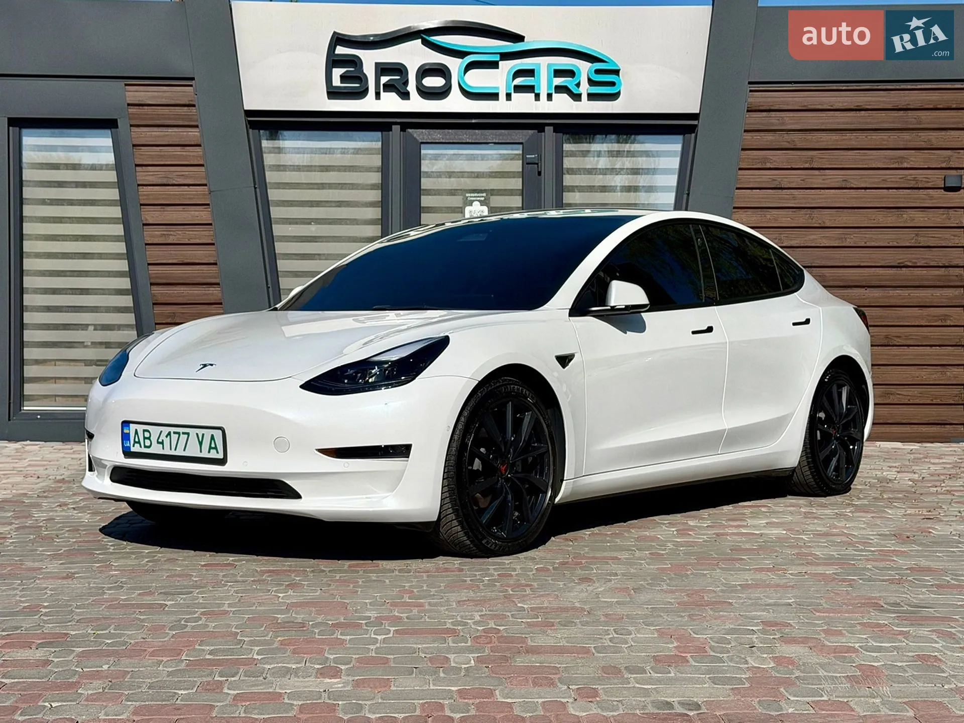 Tesla Model 3, 2021