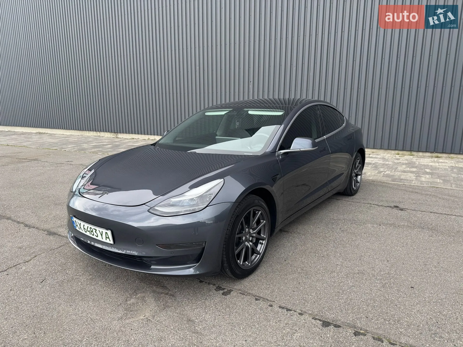 Tesla Model 3, 2019