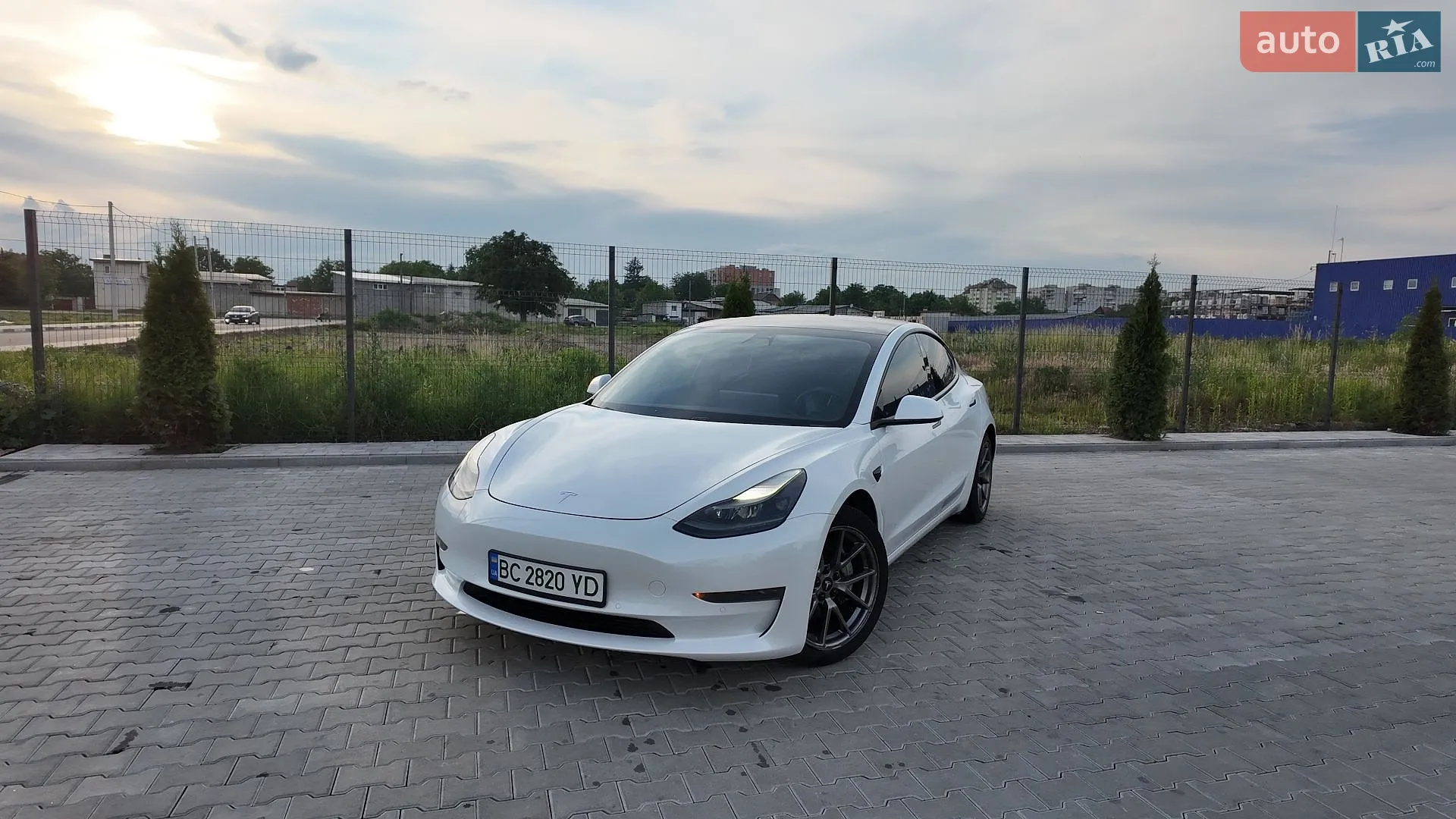 Tesla Model 3, 2020