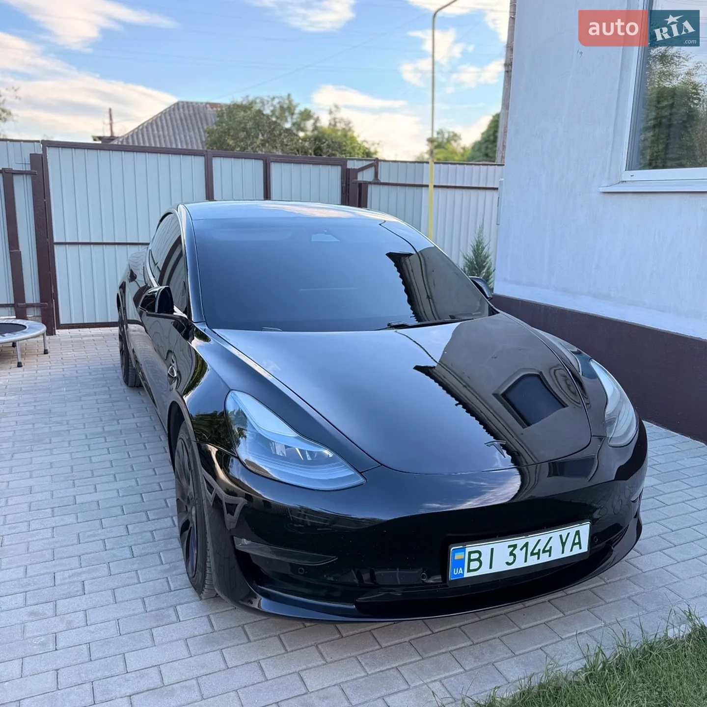 Tesla Model 3, 2022