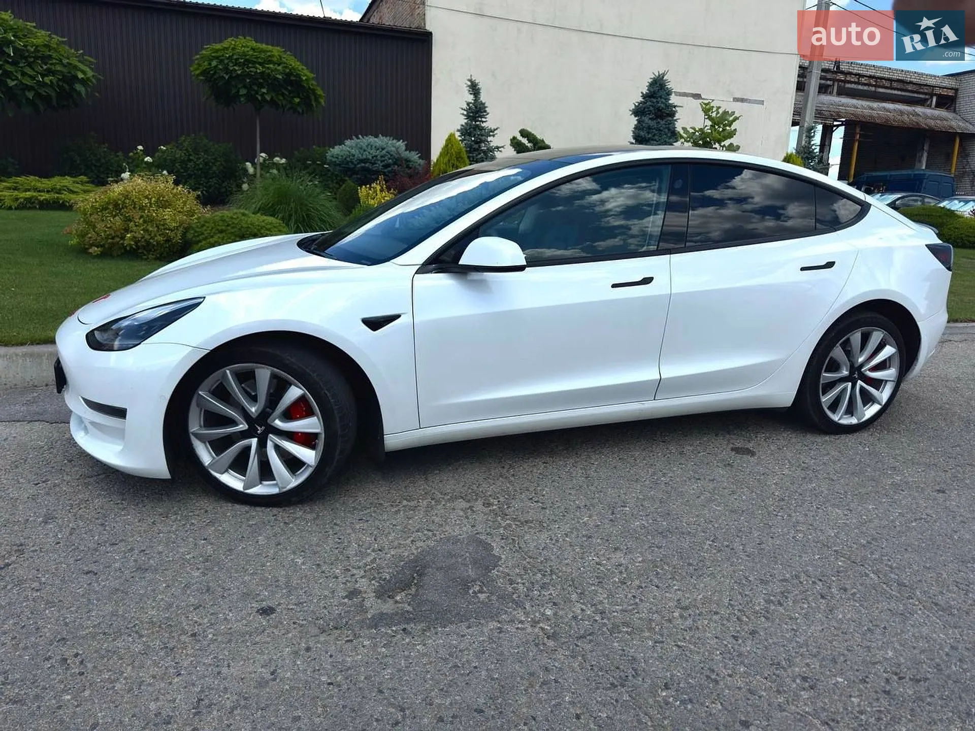 Tesla Model 3, 2019