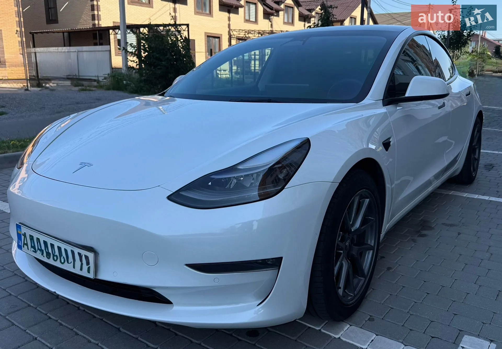 Tesla Model 3, 2022