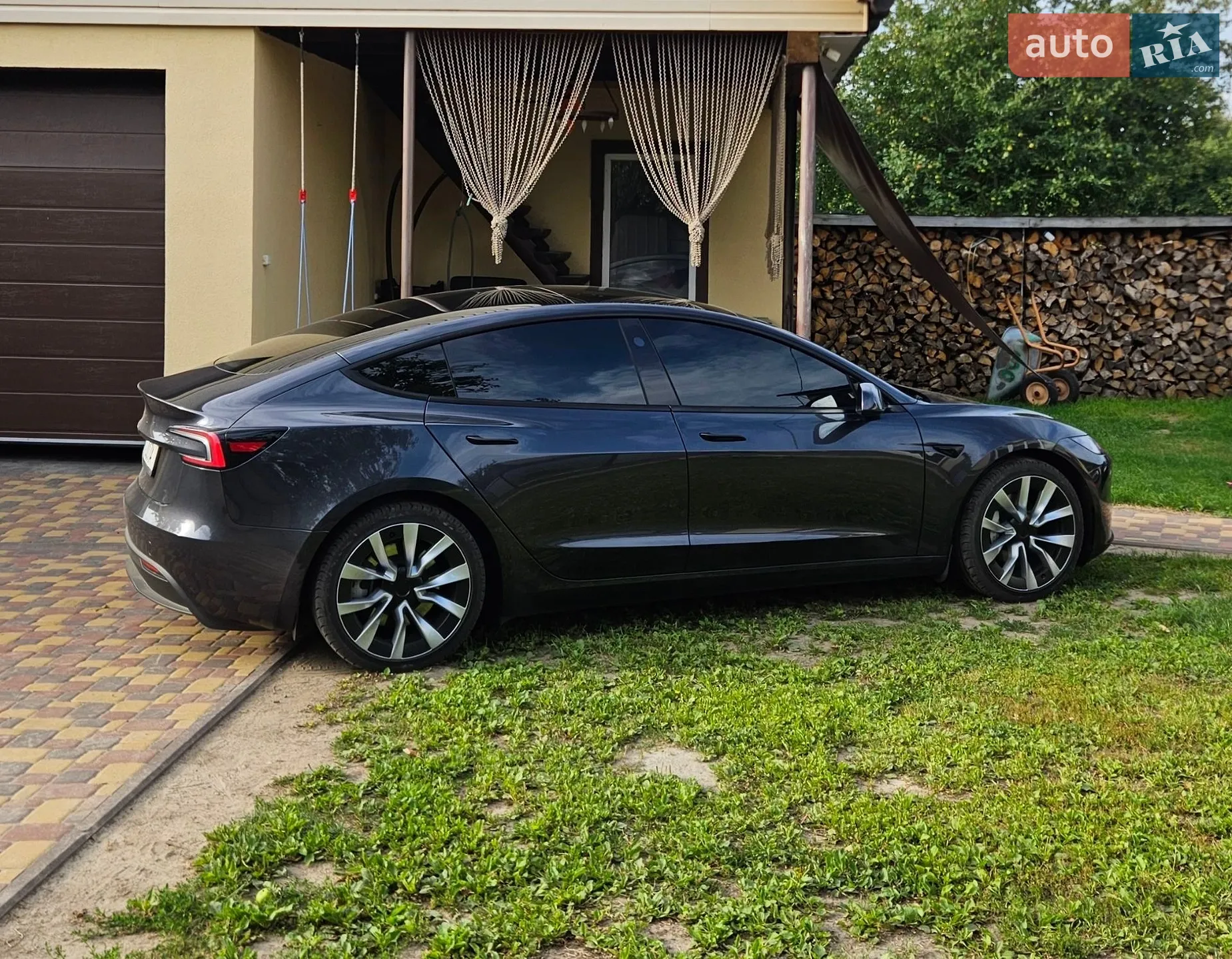 Tesla Model 3, 2024