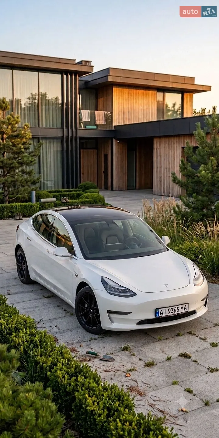Tesla Model 3, 2020
