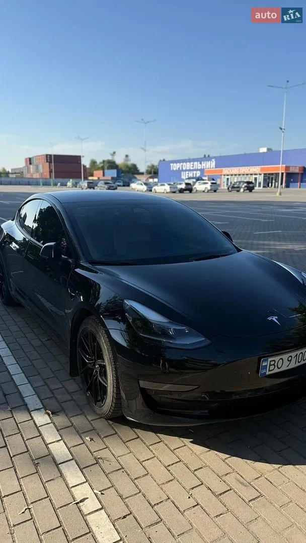 Tesla Model 3, 2022