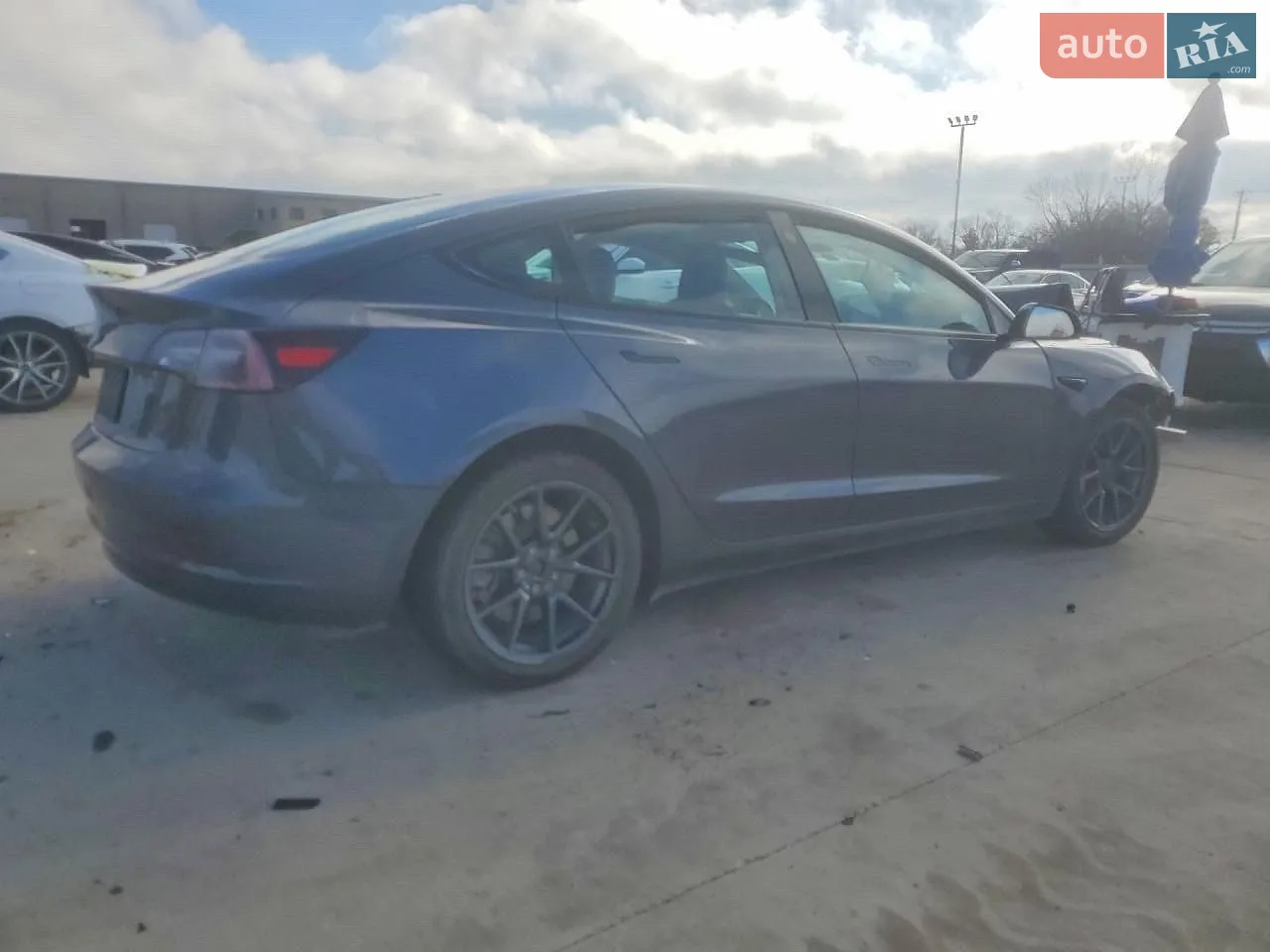 Tesla Model 3, 2022