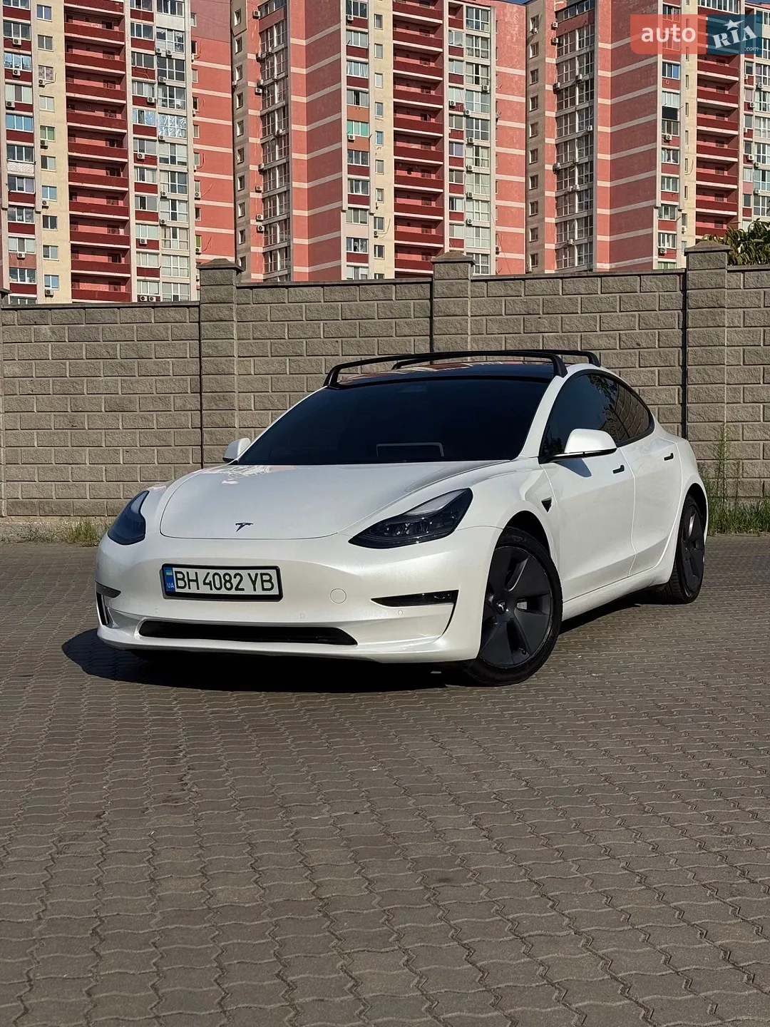 Tesla Model 3, 2022